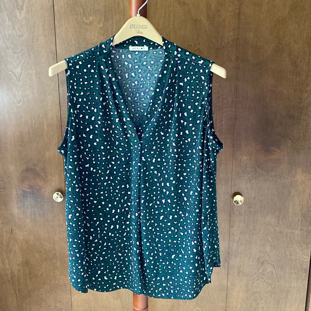 Sleeveless top